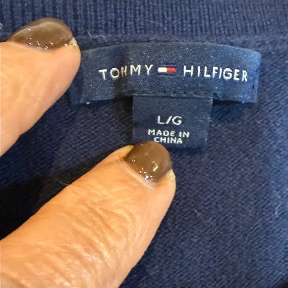 Tommy Hilfiger Women's Navy Chevron Pullover Sweater - Red & Tan - Size Large - Picture 2 of 7